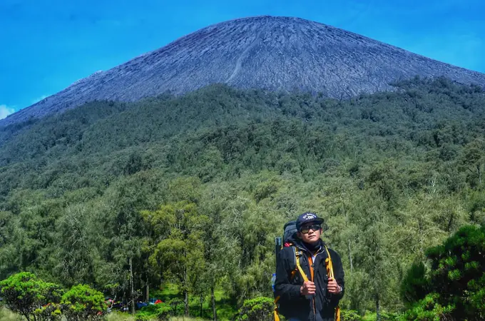 Waterfall & Semeru Adventure
